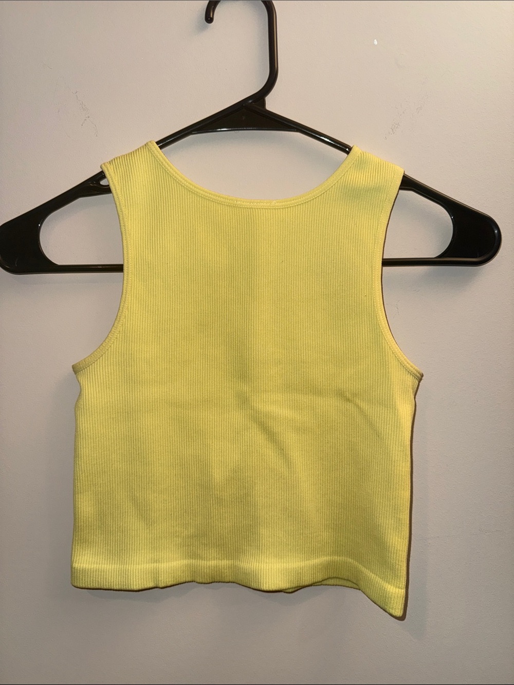 Dynamic Yellow Ribbed Crop Tank Top - Picture 3 of 3